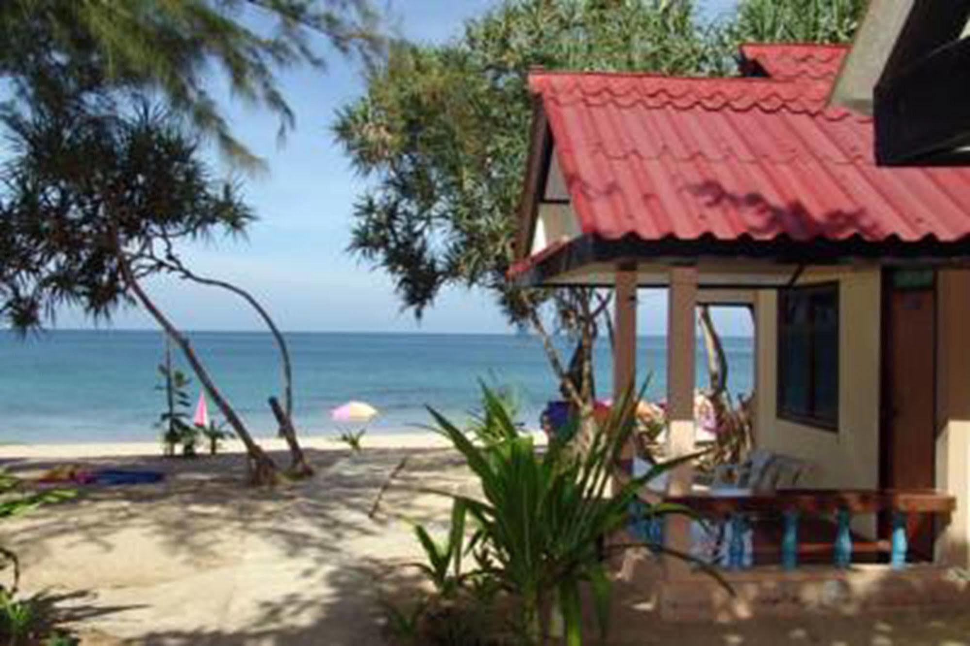 Nature Beach Resort, Koh Lanta Ngoại thất bức ảnh